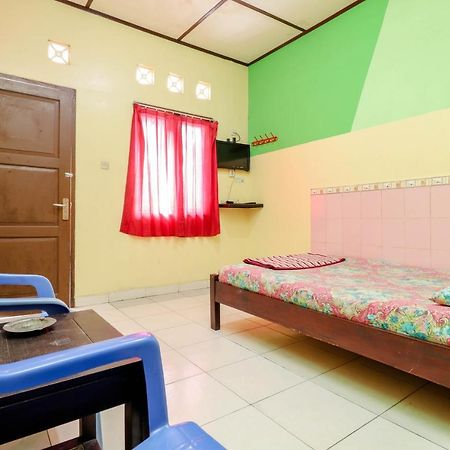Primadona Homestay Sleman  Exterior foto