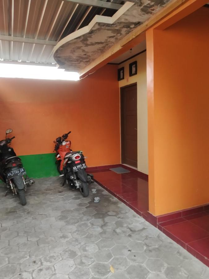 Primadona Homestay Sleman  Exterior foto